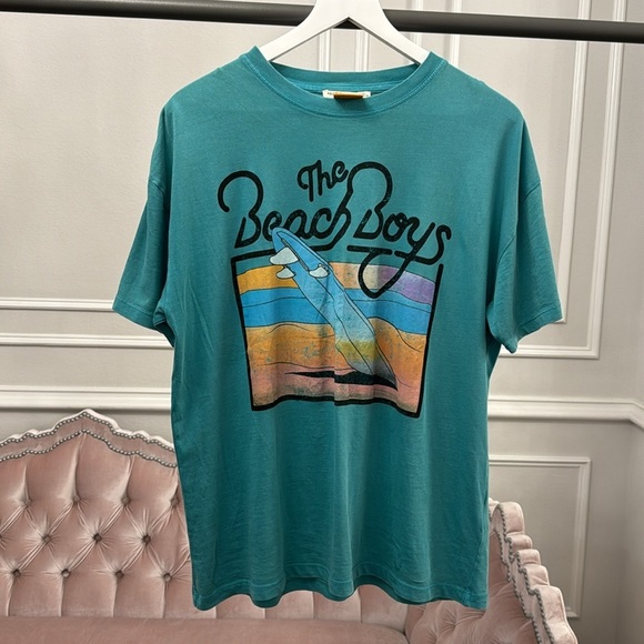 NWOT PULL & BEAR T SHIRT - Picture 3 of 12